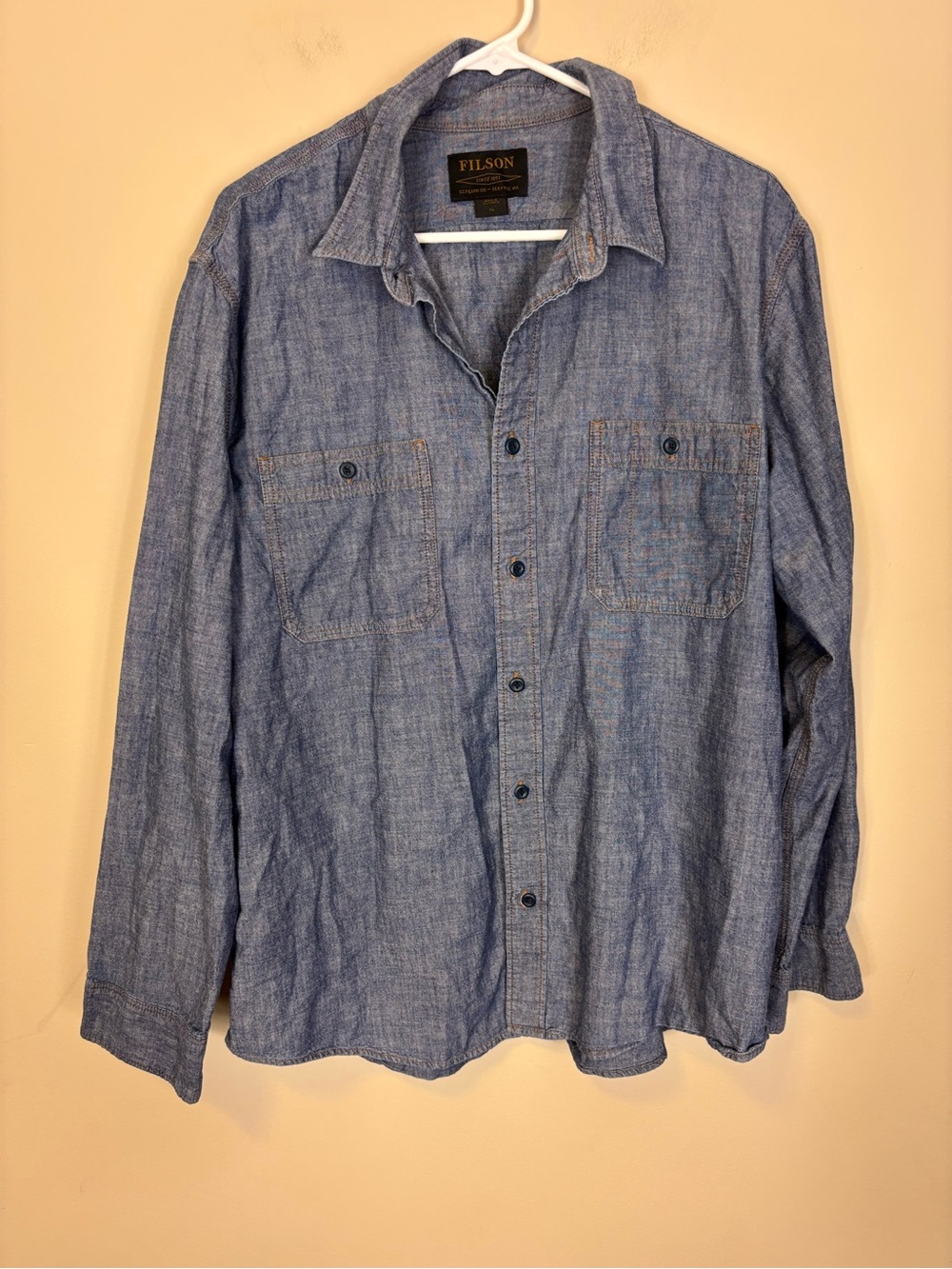 Filson Light Blue Chambray Workshirt Men’s XL
